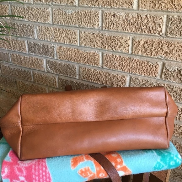 SOLD IN BUNDLE - Madewell Zip Top Transport Tote - Picture 3 of 7